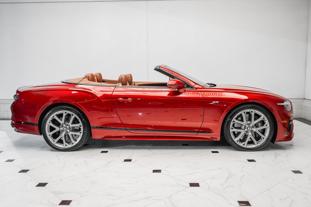 2025 Bentley CONTINENTAL GTC V8