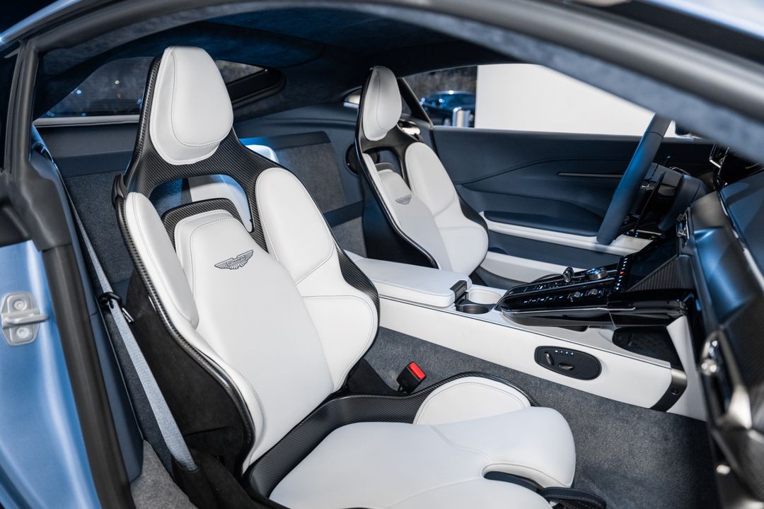 2025 Aston Martin Vantage