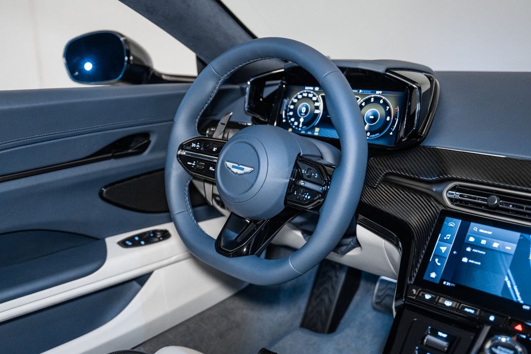 2025 Aston Martin Vantage