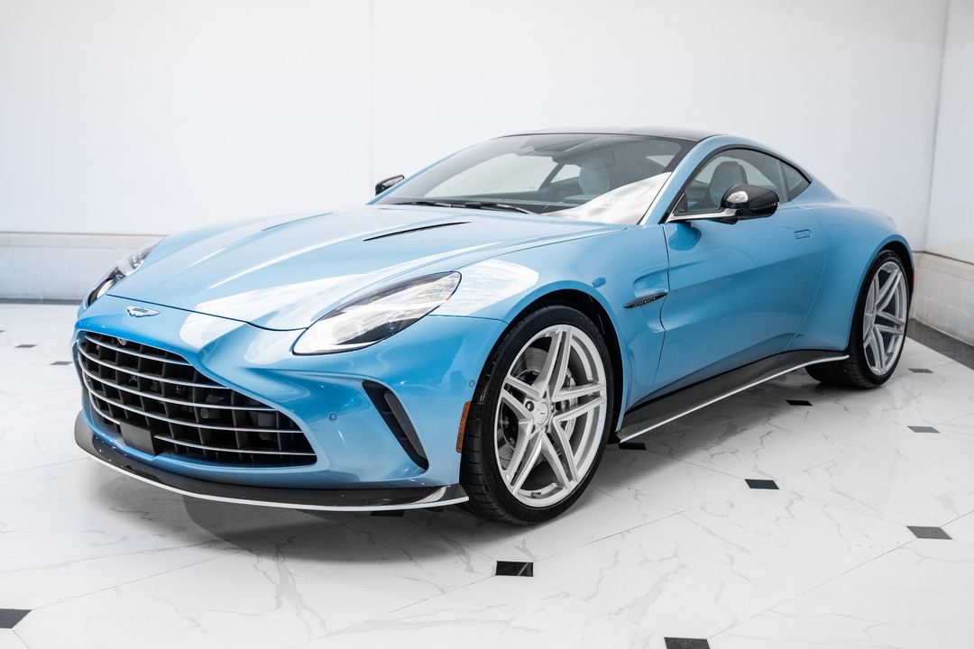 2025 Aston Martin Vantage