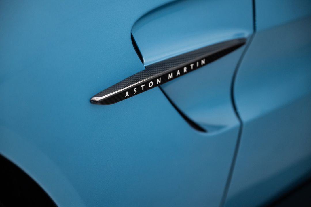 2025 Aston Martin Vantage