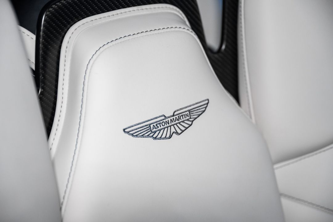 2025 Aston Martin Vantage