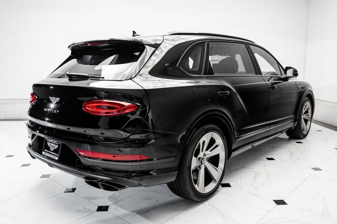 2025 Bentley BENTAYGA EWB AZURE V8