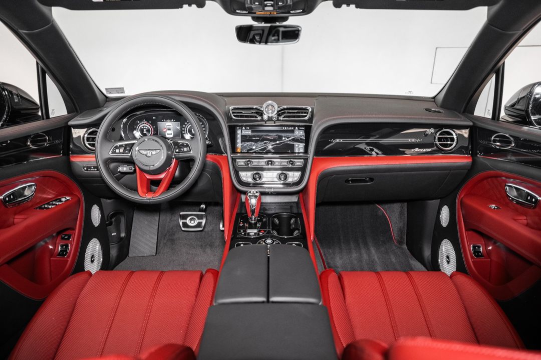 2025 Bentley BENTAYGA EWB AZURE V8