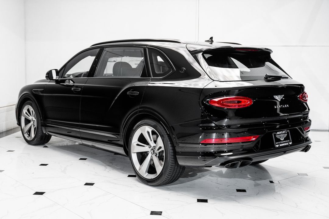 2025 Bentley BENTAYGA EWB AZURE V8