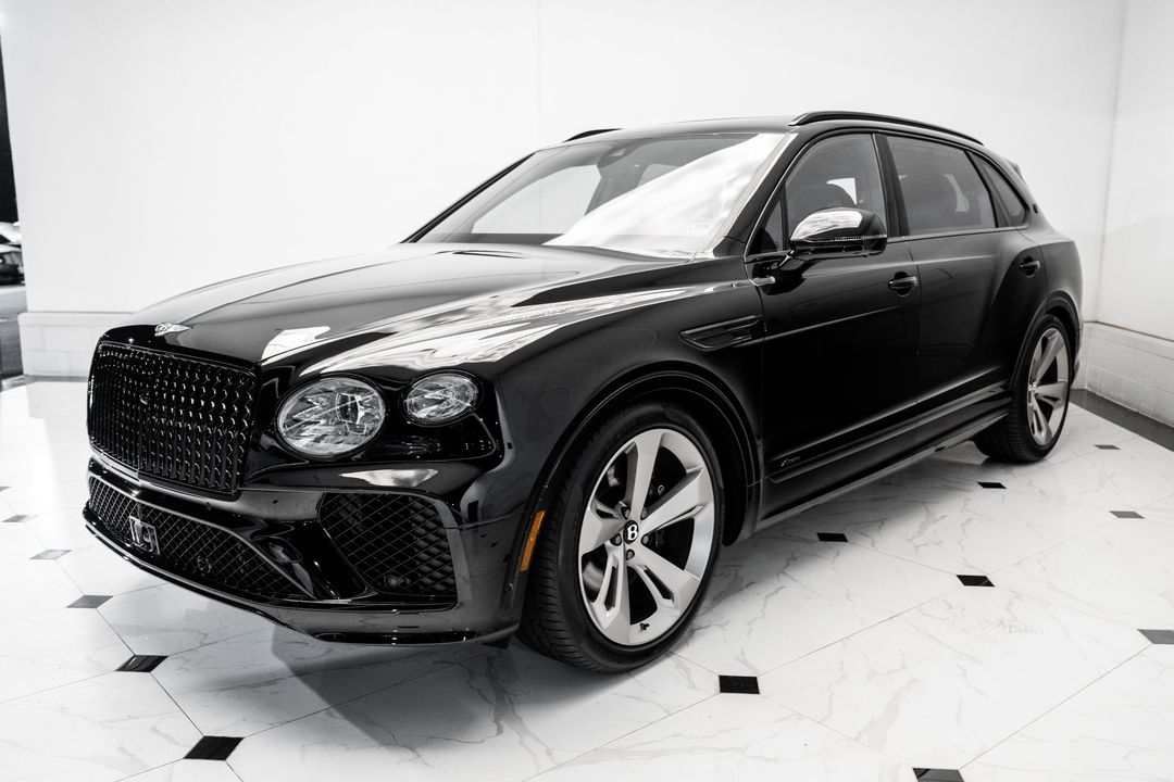 2025 Bentley BENTAYGA EWB AZURE V8