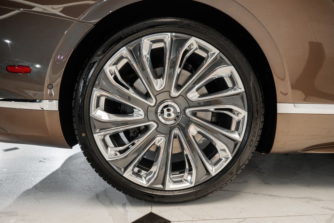 2025 Bentley CONTINENTAL