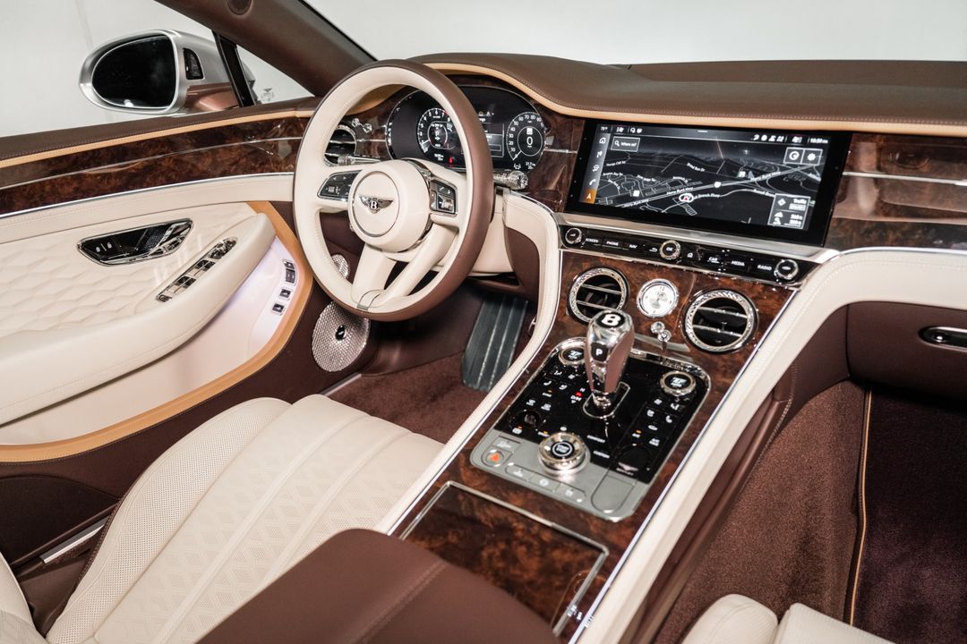 2025 Bentley CONTINENTAL