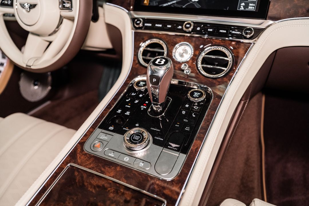 2025 Bentley CONTINENTAL