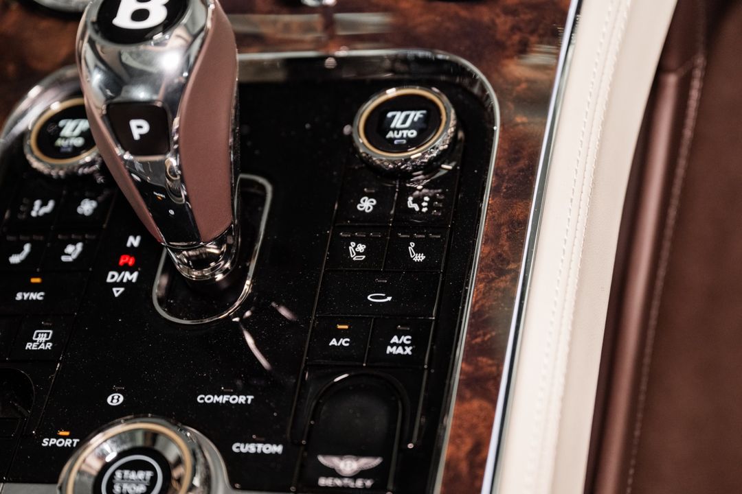 2025 Bentley CONTINENTAL