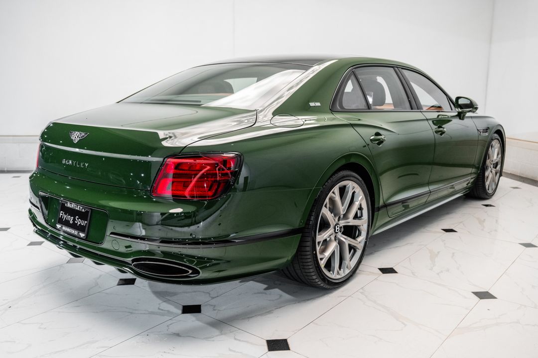 2025 Bentley FLYING SPUR