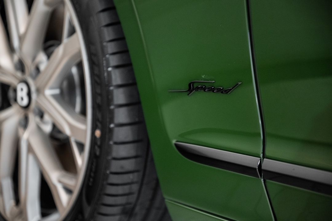 2025 Bentley FLYING SPUR