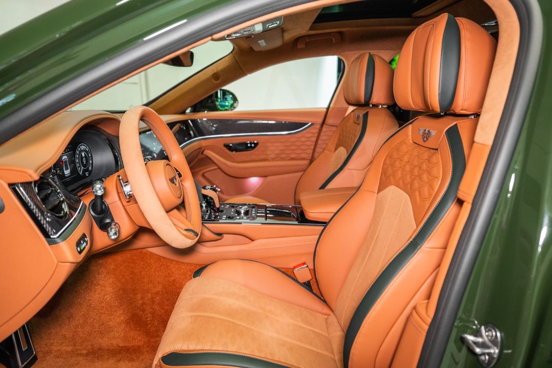 2025 Bentley FLYING SPUR