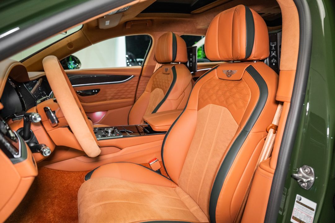 2025 Bentley FLYING SPUR
