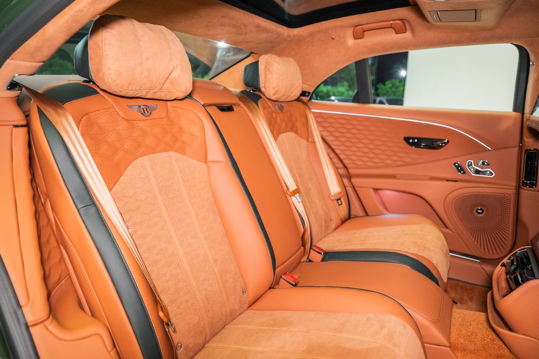 2025 Bentley FLYING SPUR