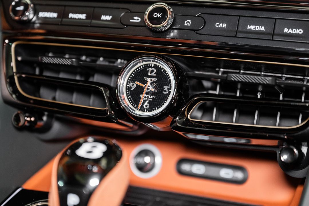2025 Bentley FLYING SPUR