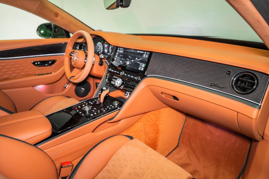 2025 Bentley FLYING SPUR