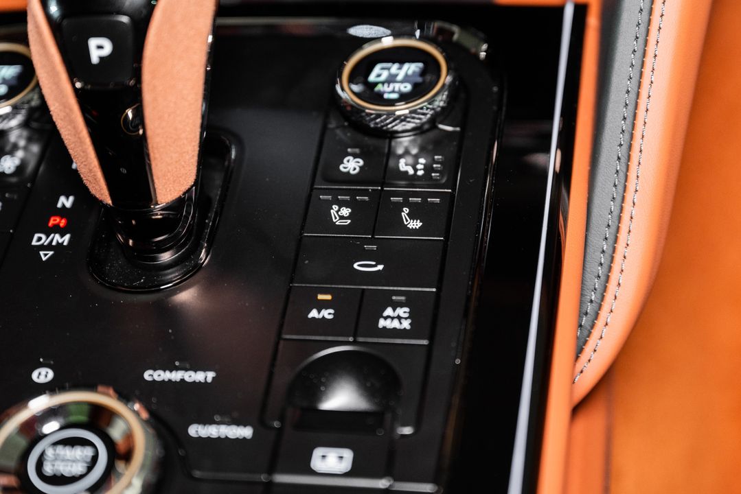 2025 Bentley FLYING SPUR