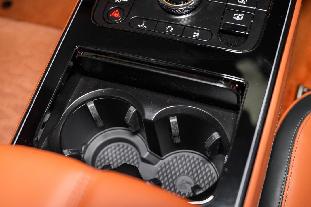 2025 Bentley FLYING SPUR