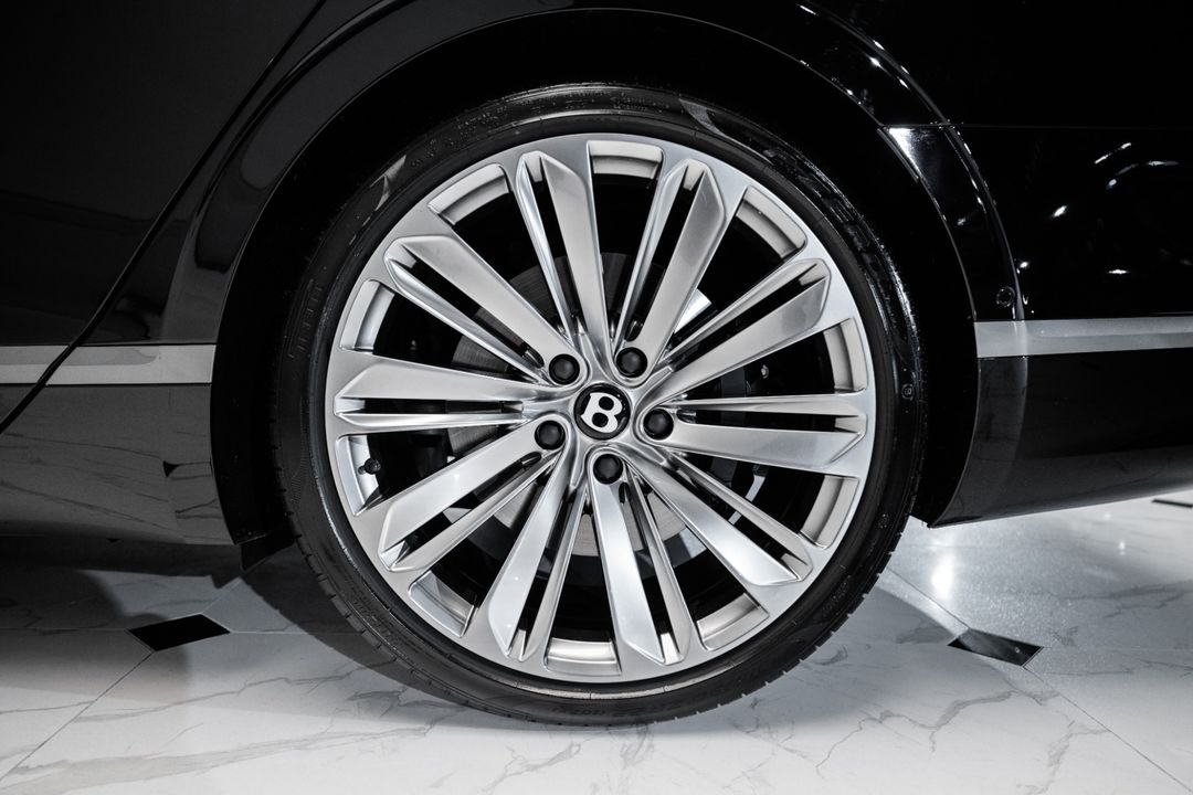 2024 Bentley Flying Spur