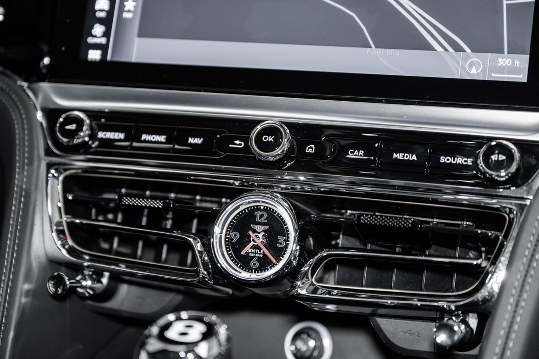 2024 Bentley Flying Spur