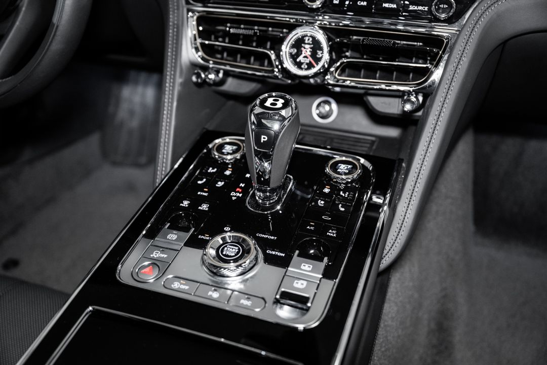 2024 Bentley Flying Spur