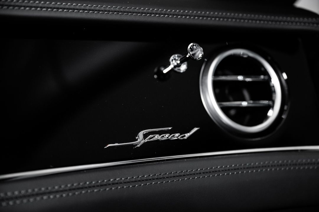 2024 Bentley Flying Spur
