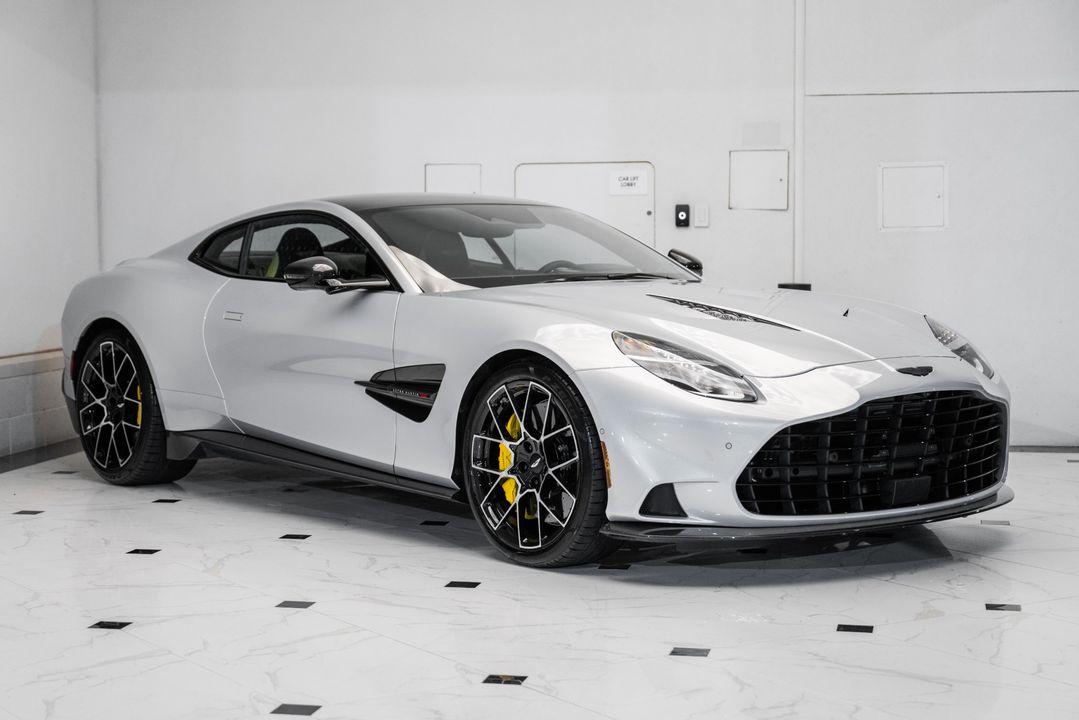 2025 Aston Martin Vanquish