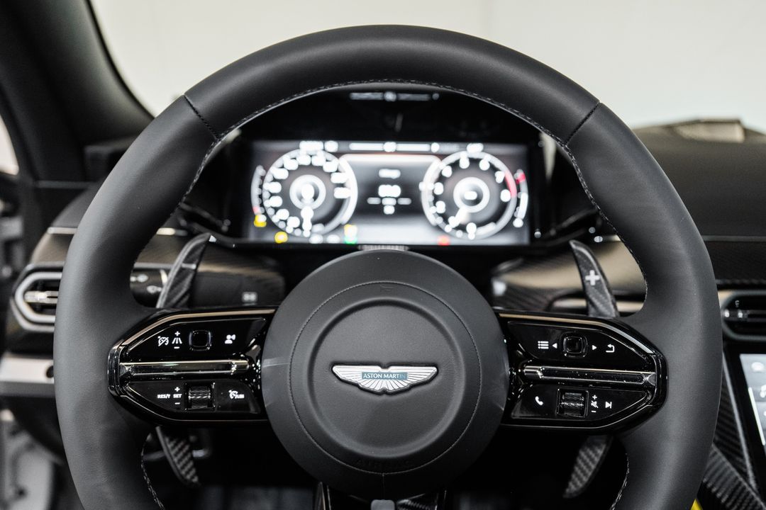 2025 Aston Martin Vanquish