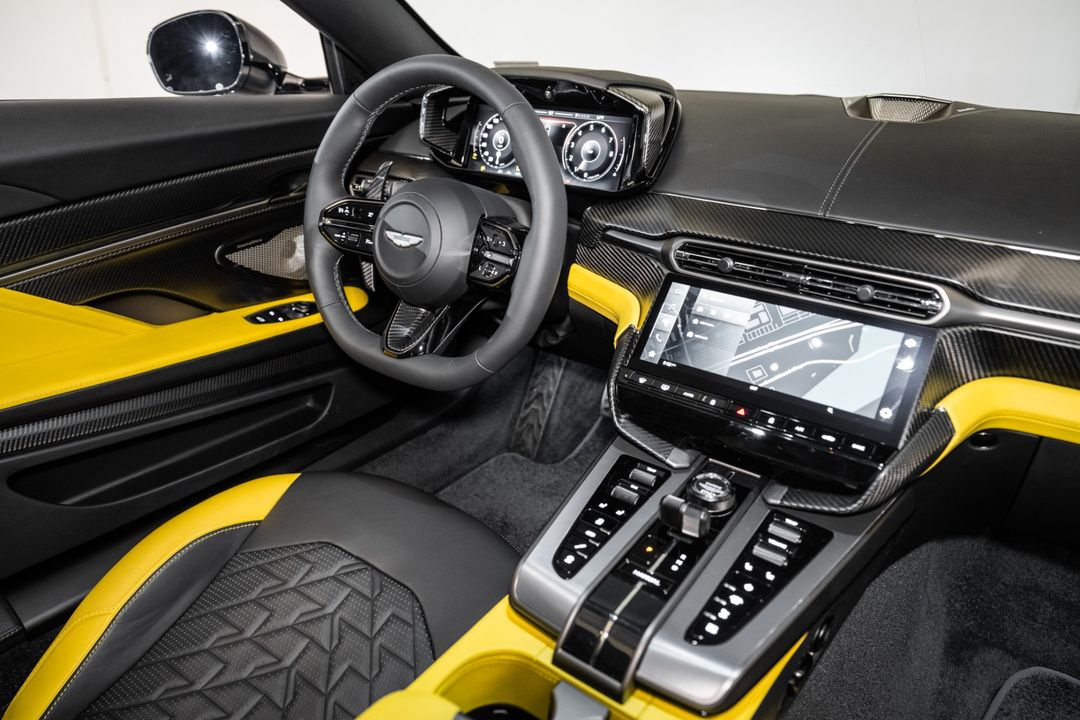 2025 Aston Martin Vanquish