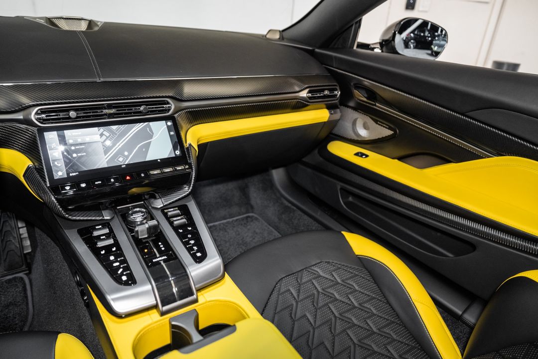 2025 Aston Martin Vanquish