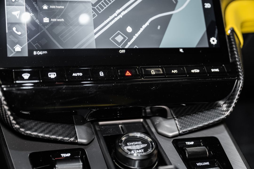 2025 Aston Martin Vanquish