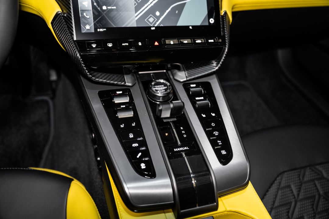 2025 Aston Martin Vanquish