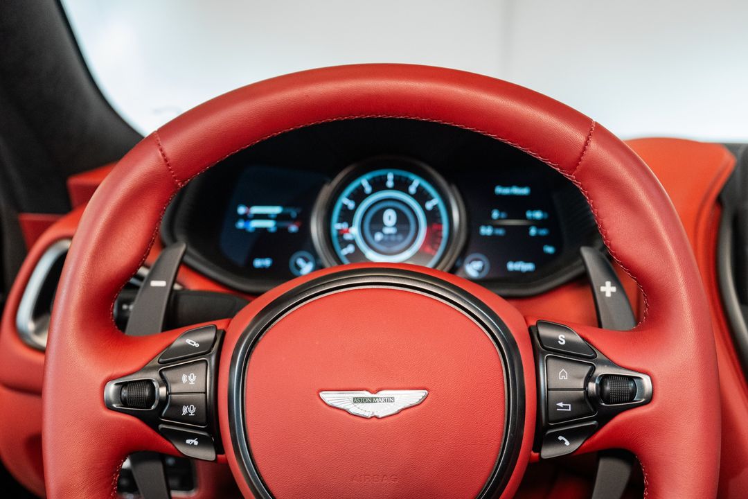 2023 Aston Martin DB11