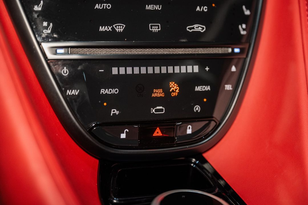 2023 Aston Martin DB11