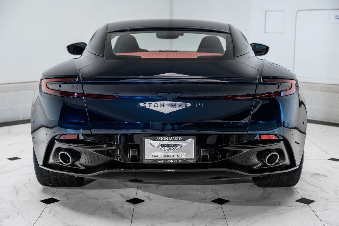 2023 Aston Martin DB11