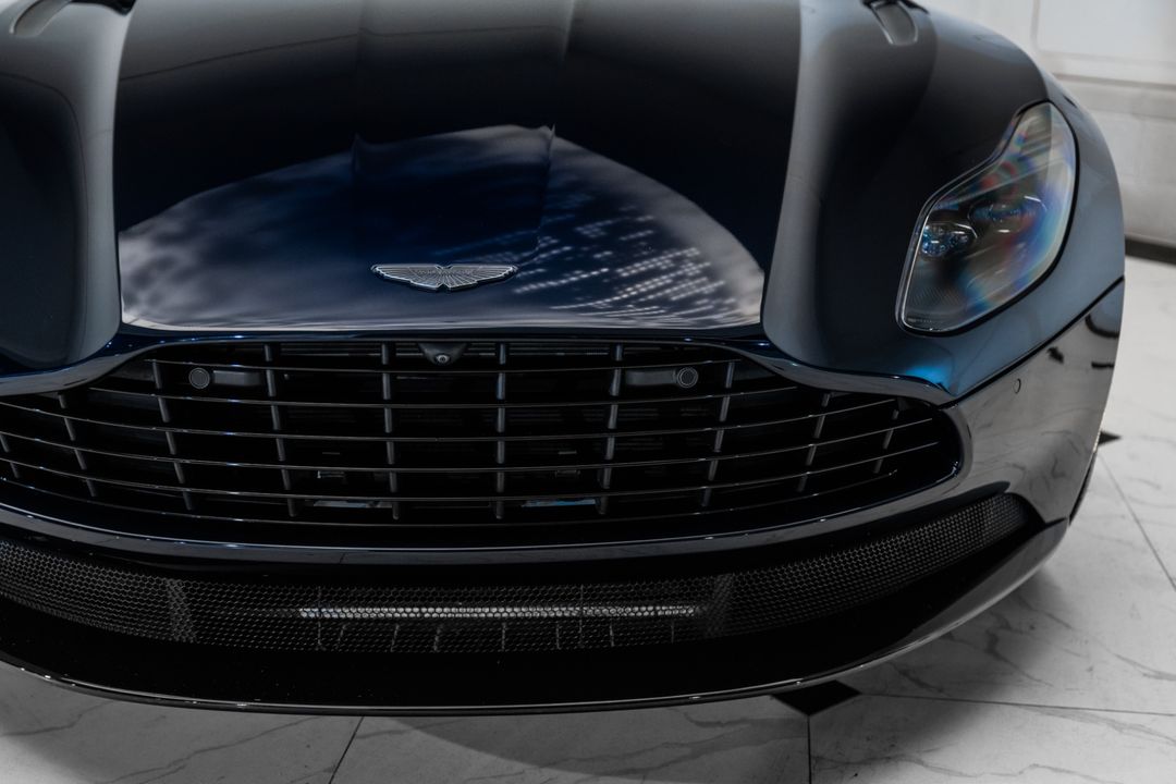 2023 Aston Martin DB11