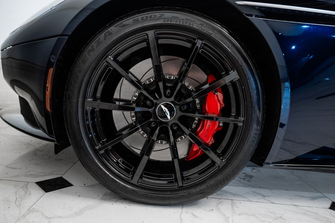 2023 Aston Martin DB11