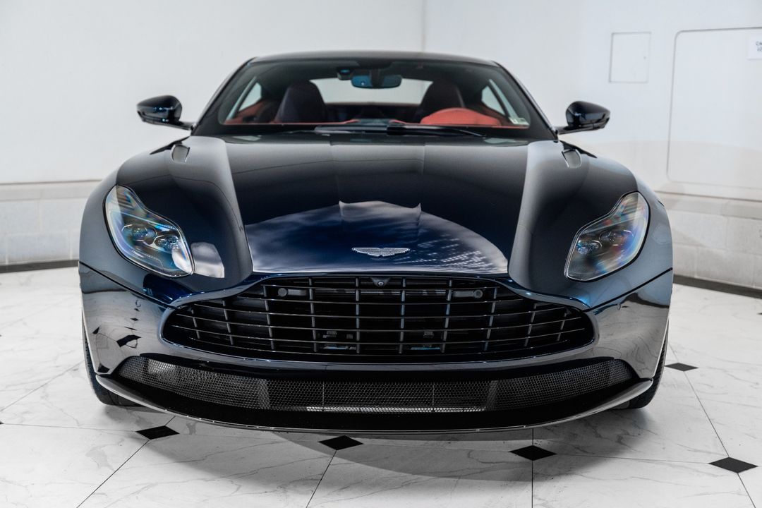 2023 Aston Martin DB11