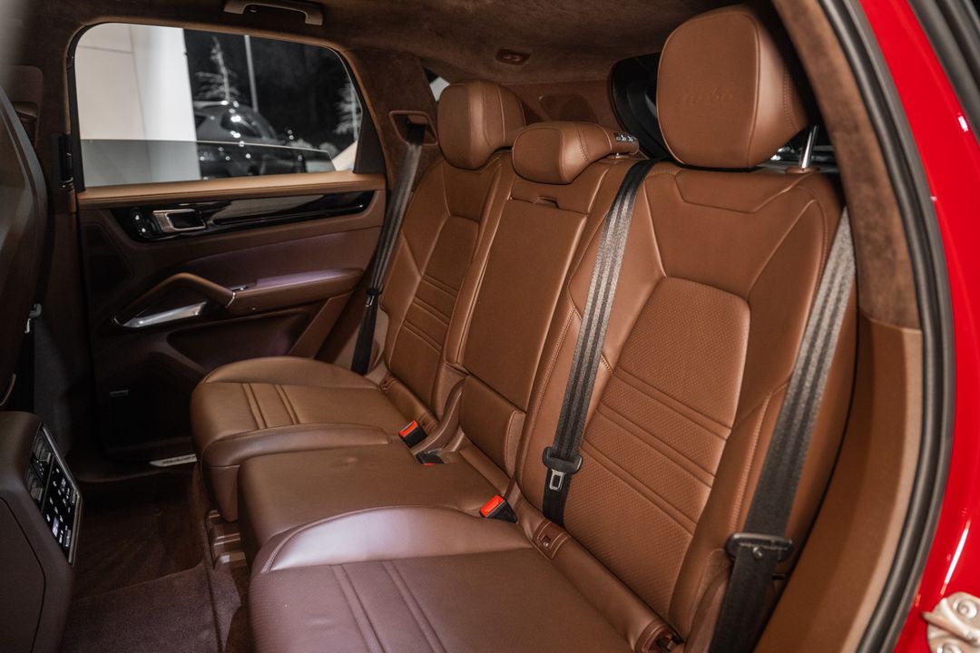 2023 Porsche Cayenne