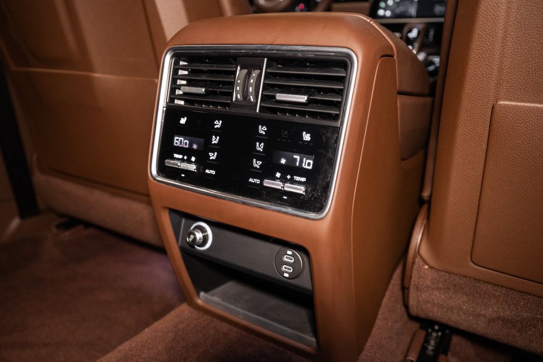 2023 Porsche Cayenne