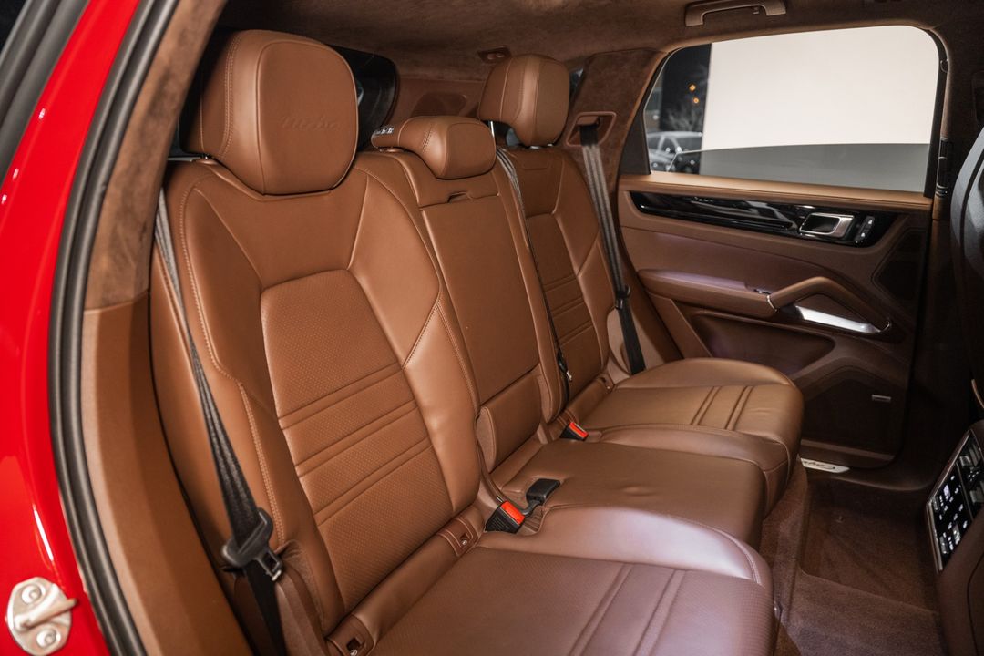 2023 Porsche Cayenne