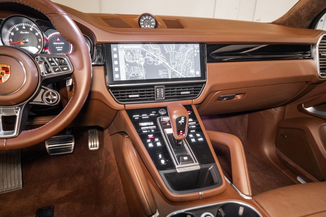 2023 Porsche Cayenne