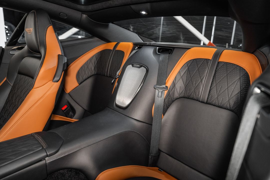 2025 Aston Martin DB12