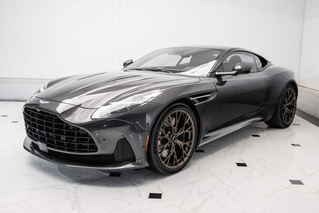 2025 Aston Martin DB12