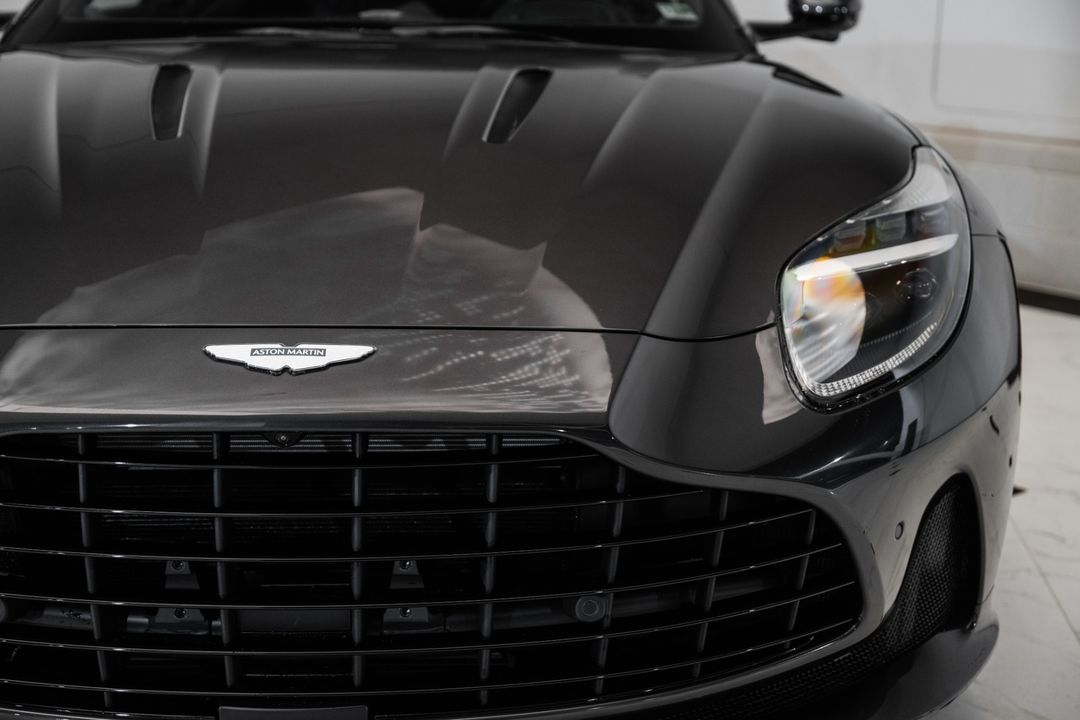 2025 Aston Martin DB12