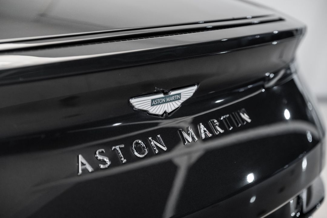 2025 Aston Martin DB12