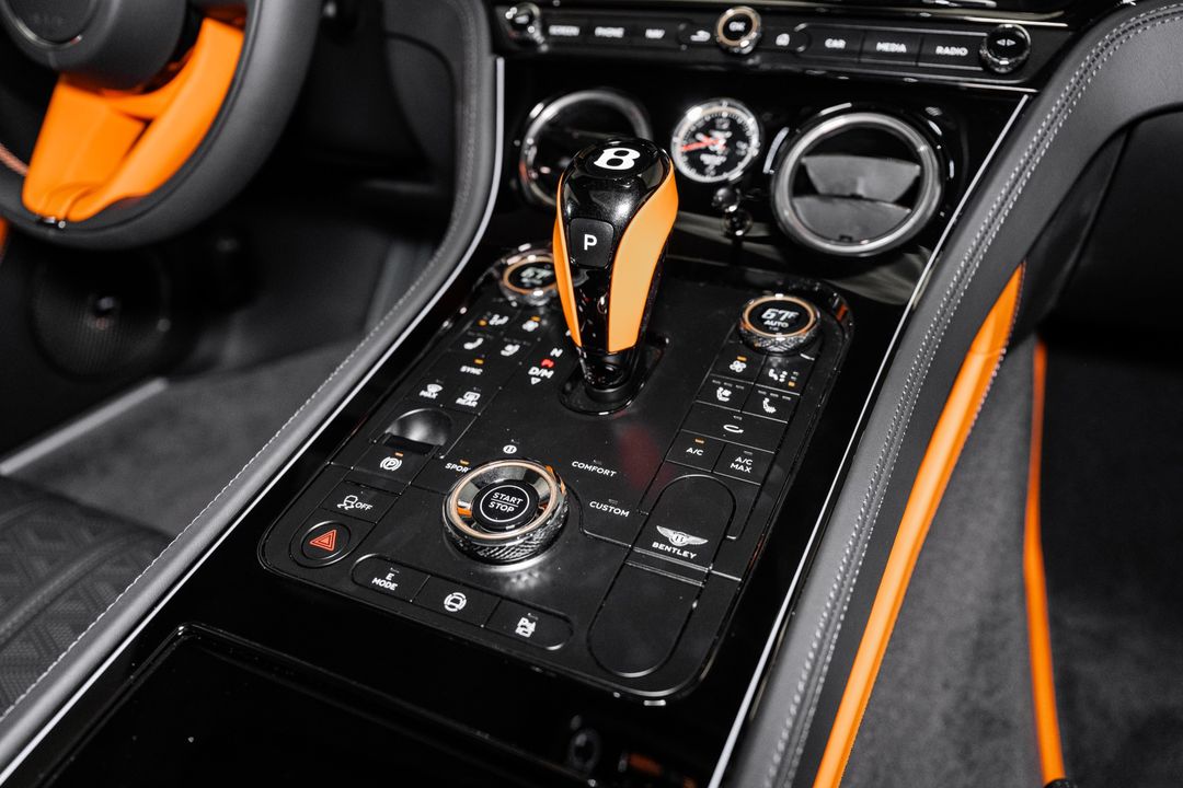 2025 Bentley Continental