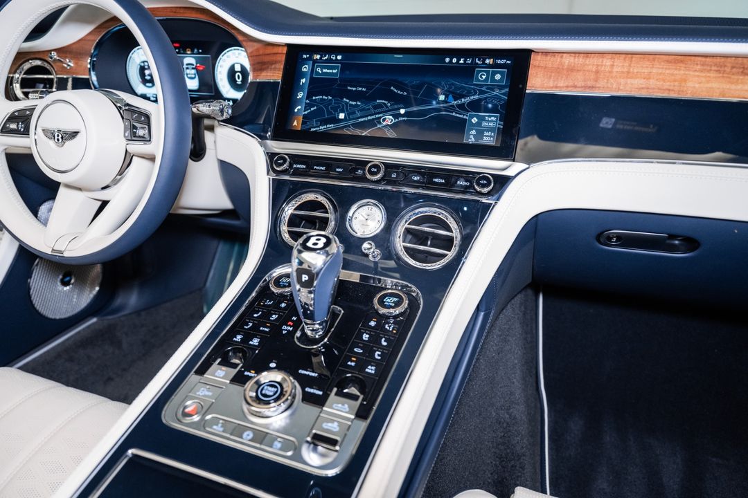 2025 Bentley Continental