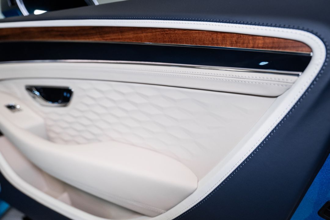 2025 Bentley Continental